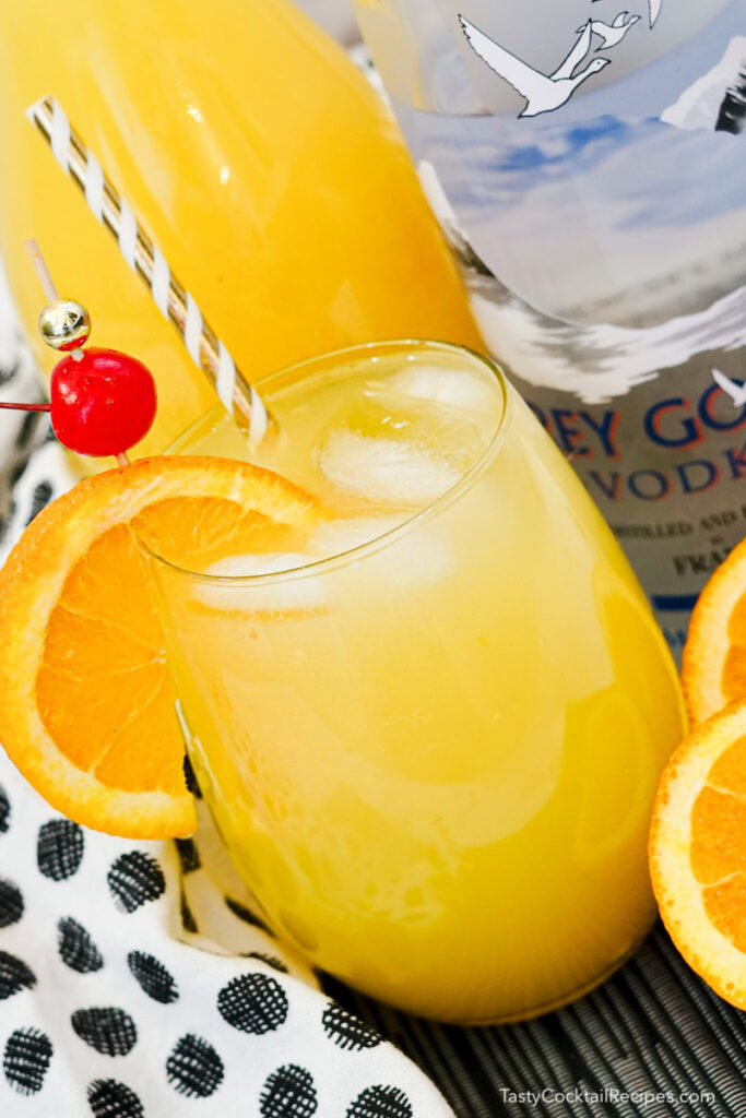 close up of a screwdriver drink