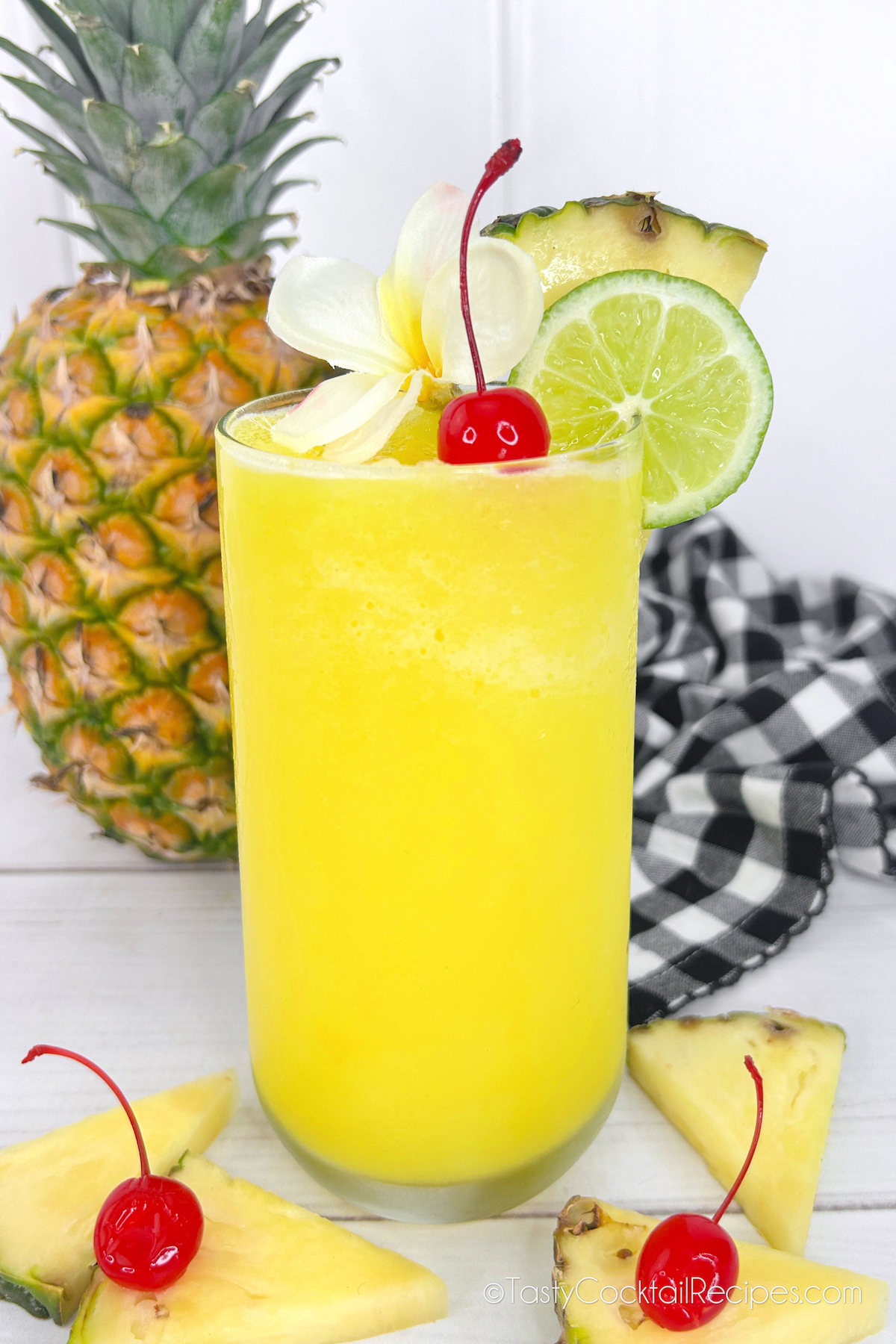 pineapple rum slush drink.